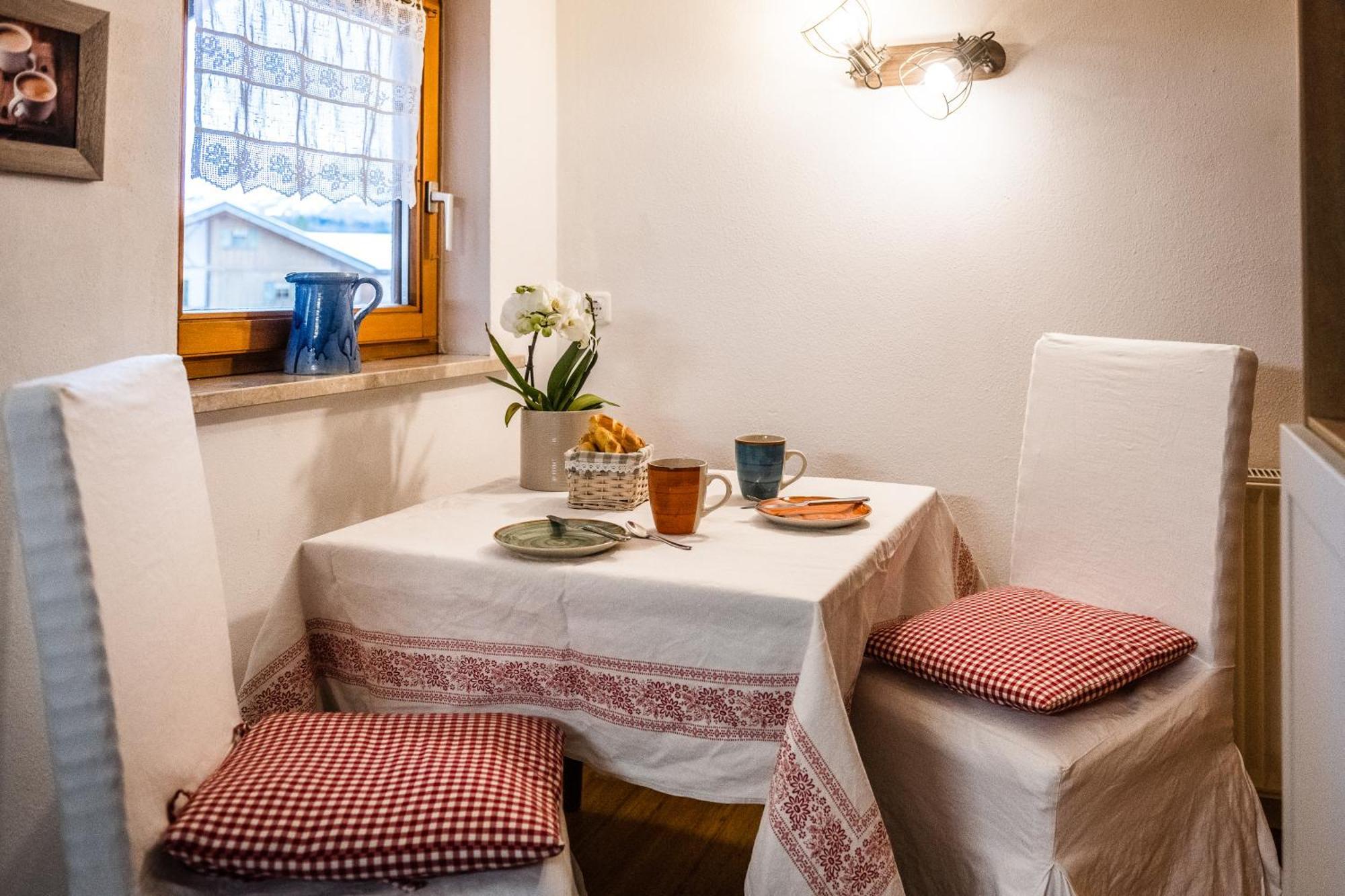 Ferienwohnung Bergfrieden Крун Номер фото