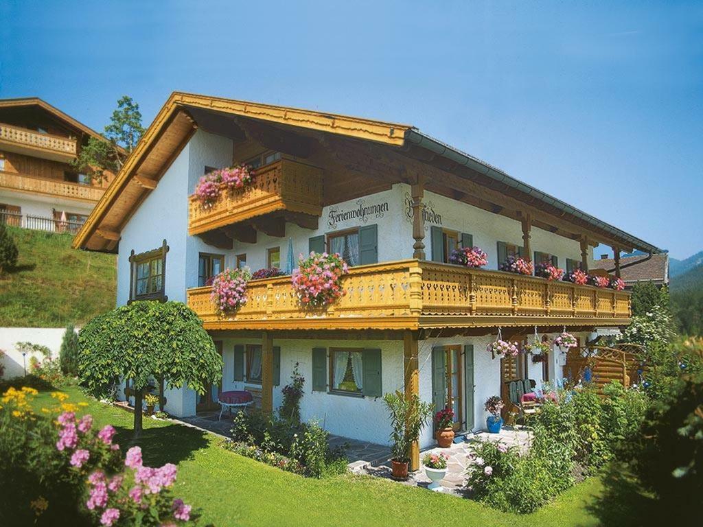 Ferienwohnung Bergfrieden Крун Экстерьер фото